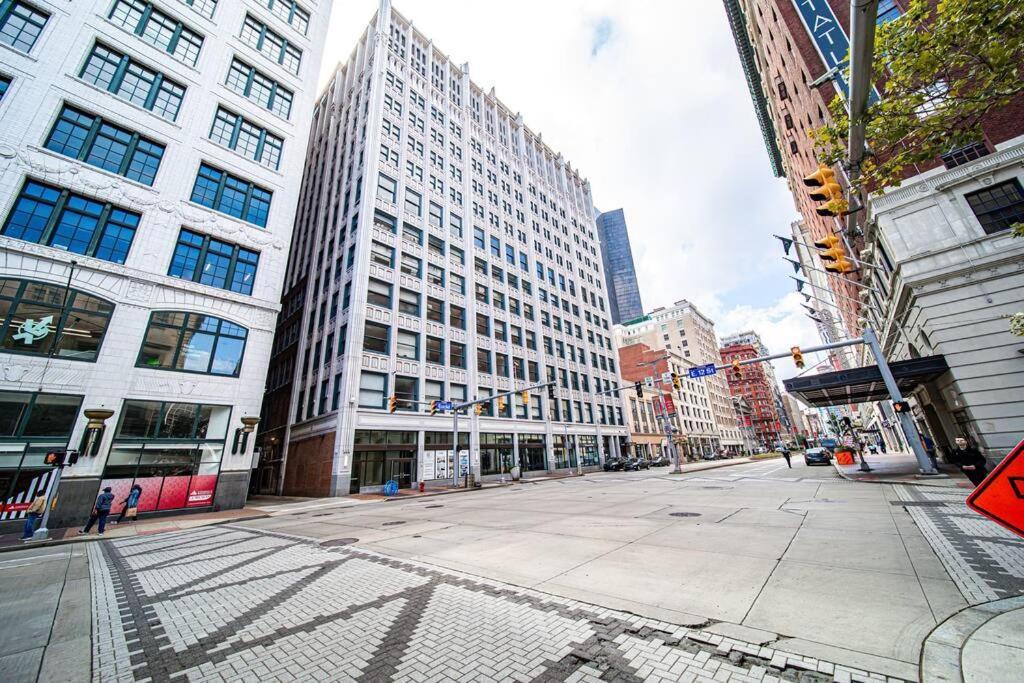 2Br Unit In The Heart Of Dt On Playhouse Square, With Pool And Gym Access-1106 Apartment Cleveland Exterior photo