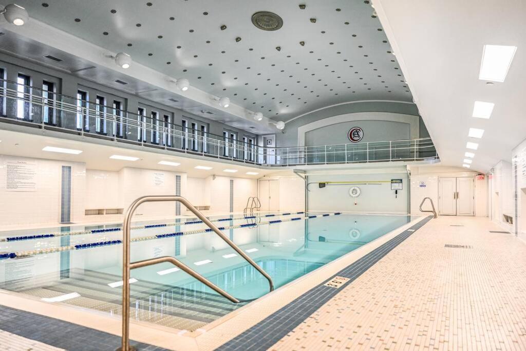2Br Unit In The Heart Of Dt On Playhouse Square, With Pool And Gym Access-1106 Apartment Cleveland Exterior photo