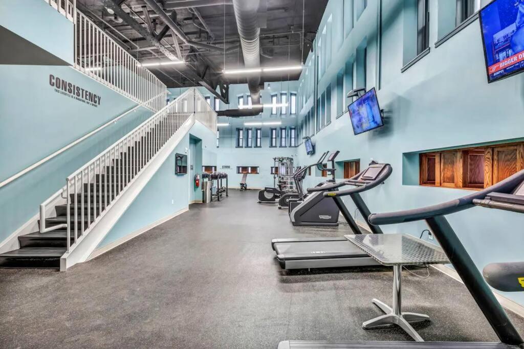 2Br Unit In The Heart Of Dt On Playhouse Square, With Pool And Gym Access-1106 Apartment Cleveland Exterior photo